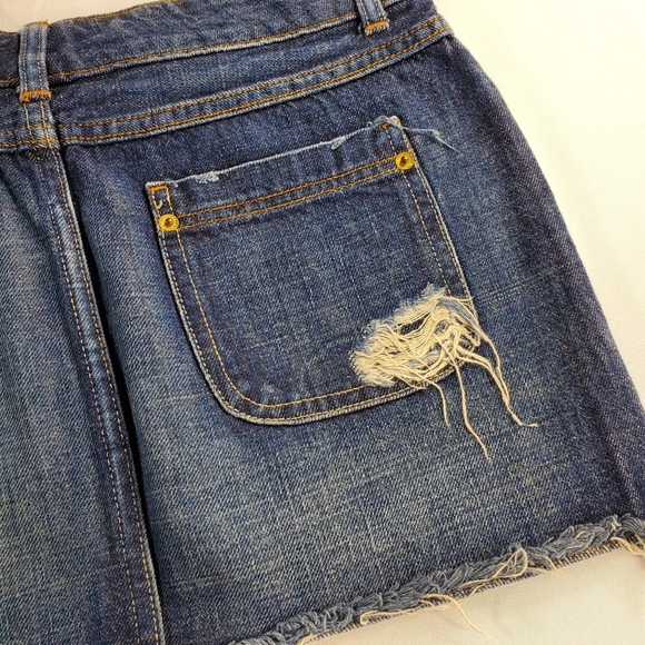💥Just In💥Mossimo Distressed Skirt..Size 7 - Picture 4 of 6